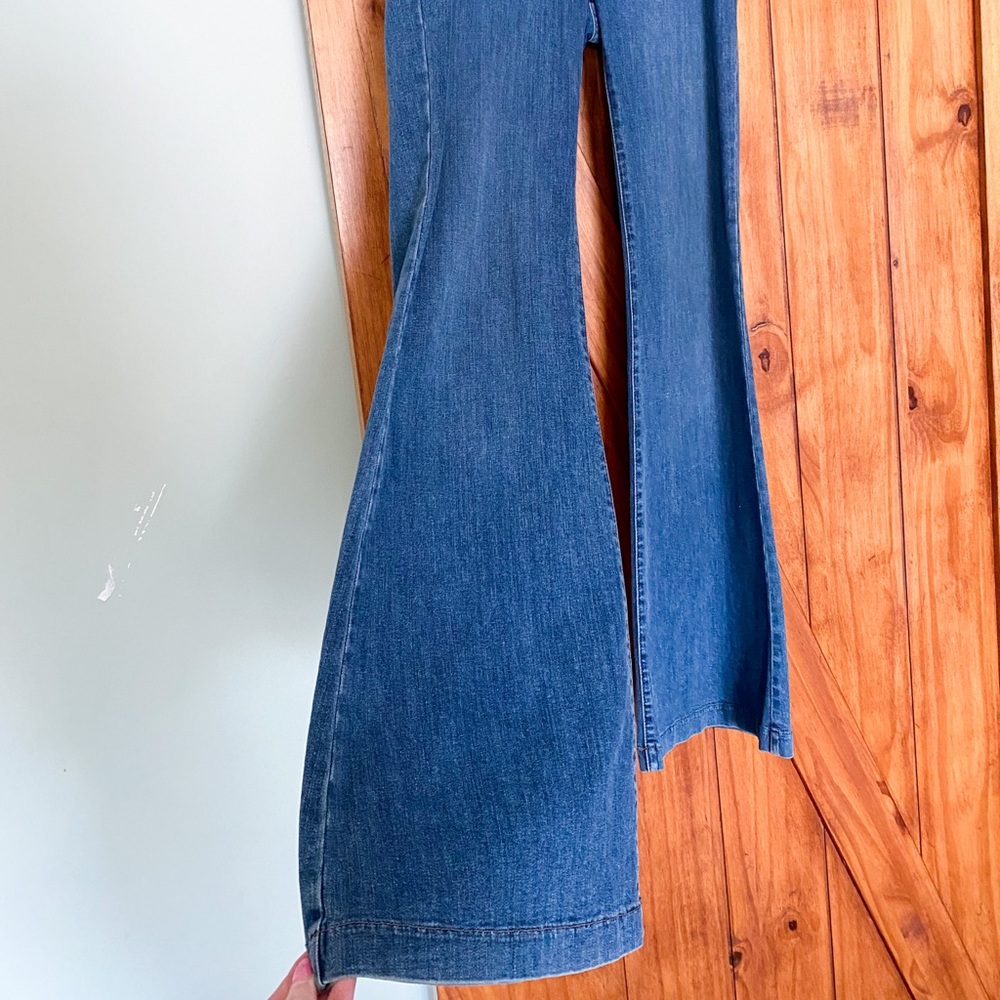 Denim Wide-Leg Flares 29